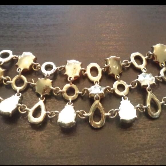 VINTAGE ESTATE SIGNED LIZ CLAIBORNE RHINESTONE 7" BRACELET - Picture 2 of 3